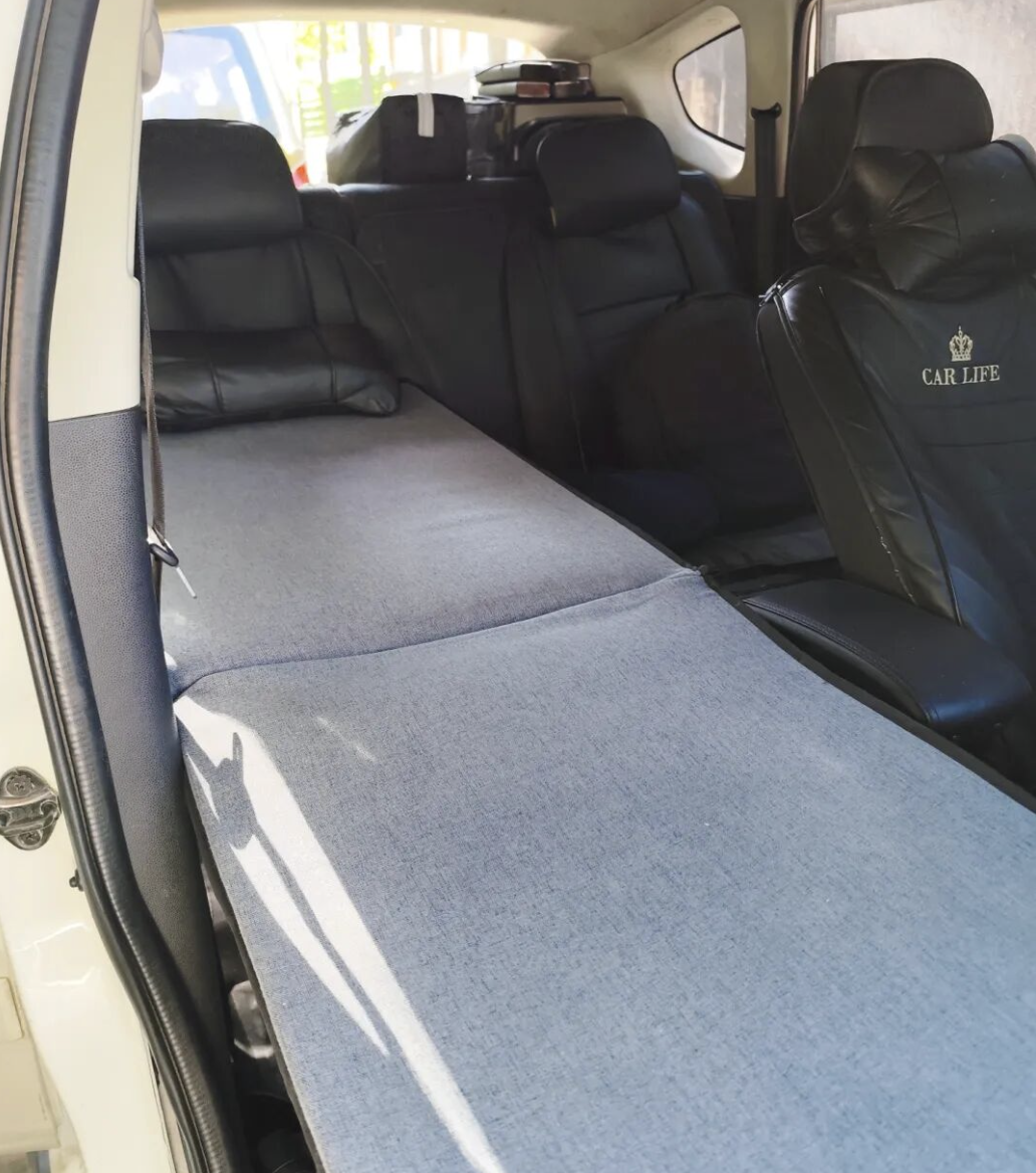 他是罗欣,弃医转码、喜欢独行、谈过26次恋爱的人间清醒