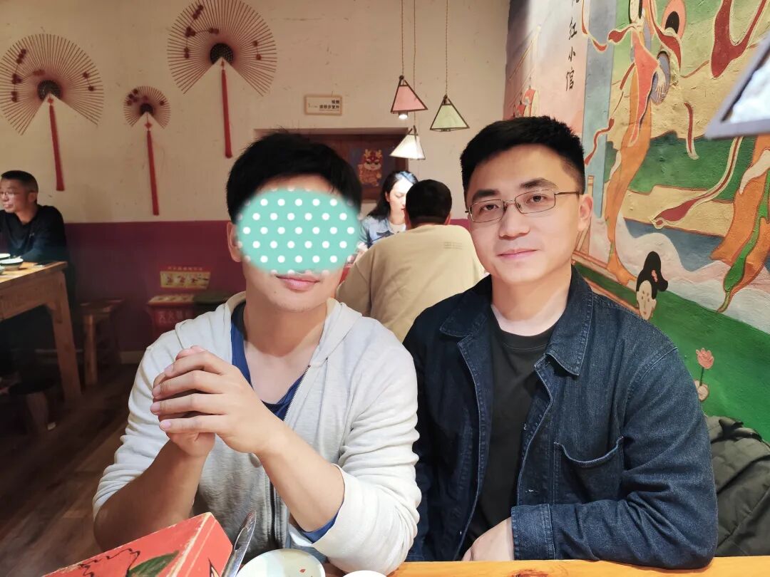 他是罗欣,弃医转码、喜欢独行、谈过26次恋爱的人间清醒